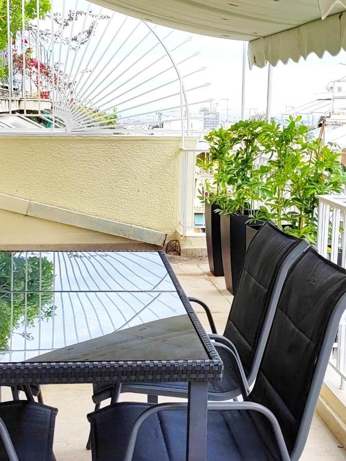 Bohemian Apartment In Central Athens Exterior photo
